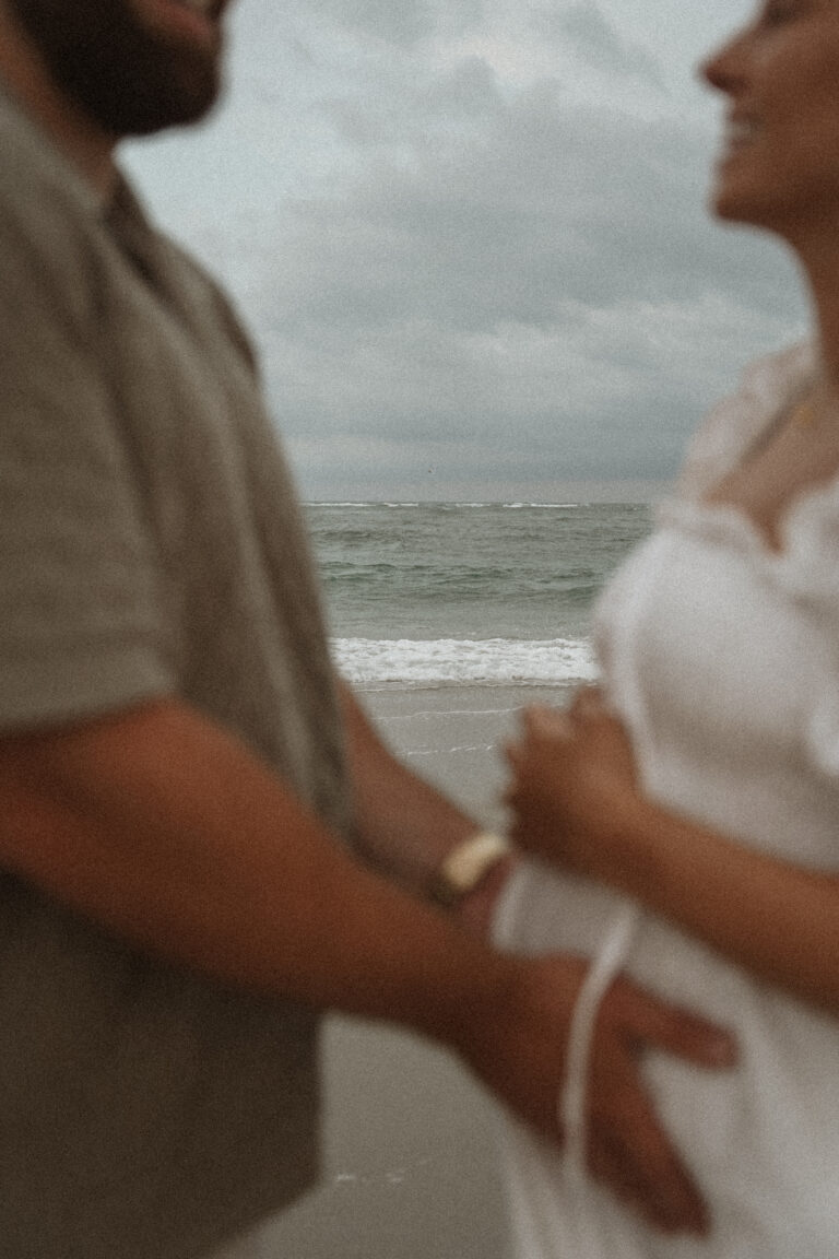 emerald-isle-maternity-groves-09