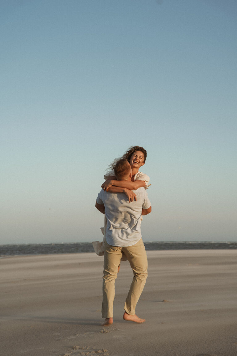 north-topsail-beach-couples-blomgren-12