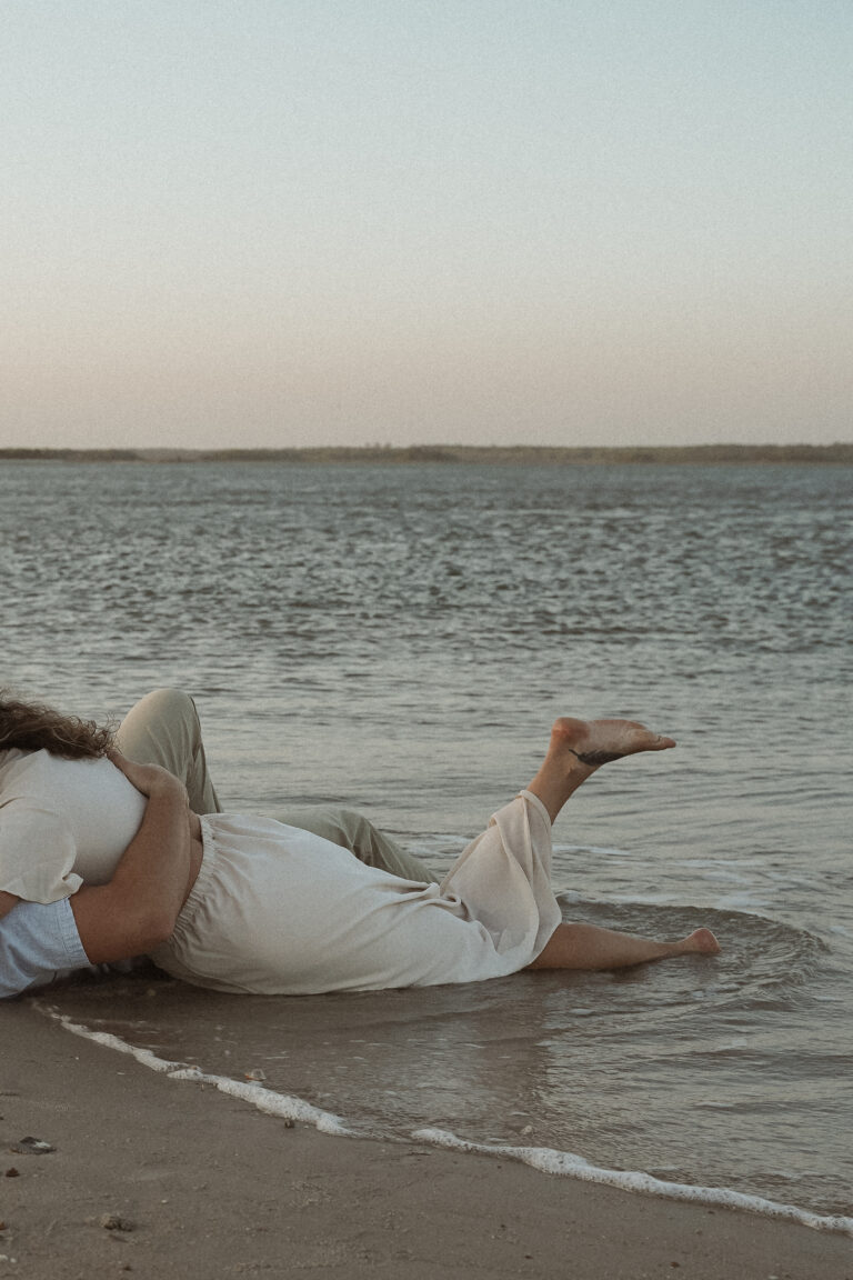 north-topsail-beach-couples-blomgren-15
