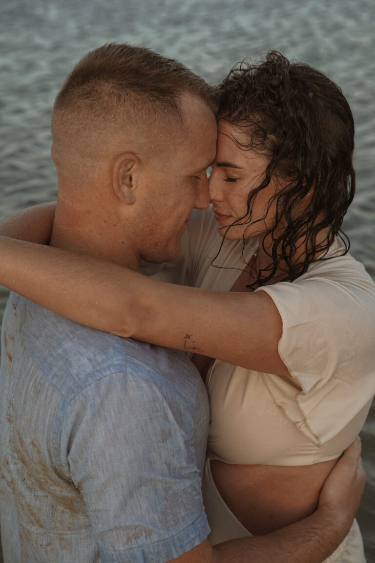 north-topsail-beach-couples-blomgren-18