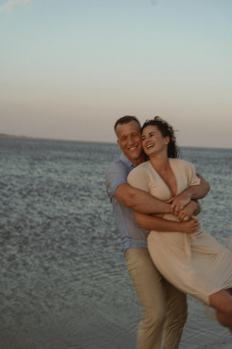 north-topsail-beach-couples-blomgren-19