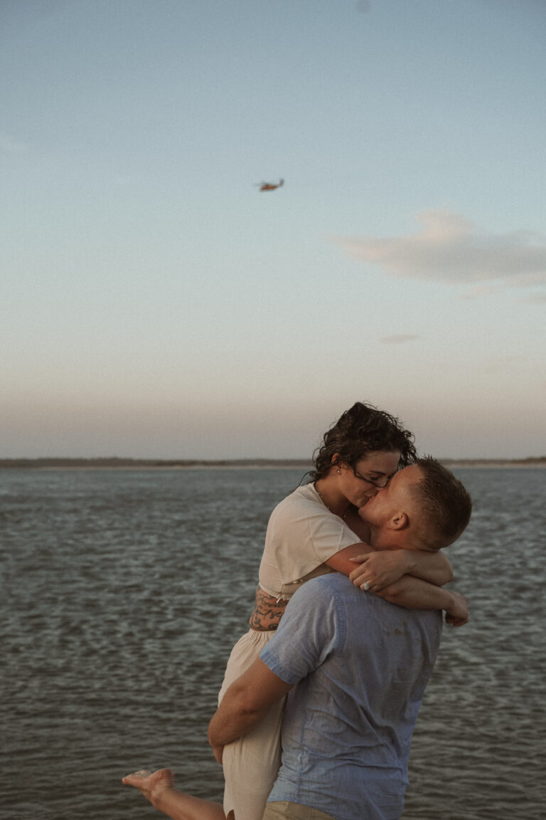north-topsail-beach-couples-blomgren-24
